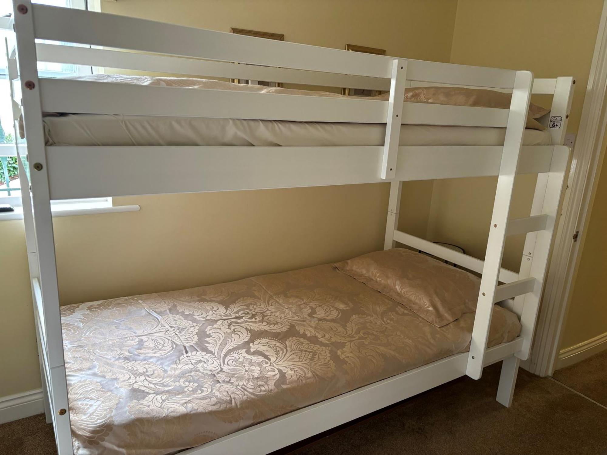 Silversprings - Centre With Parking Apartment Exeter