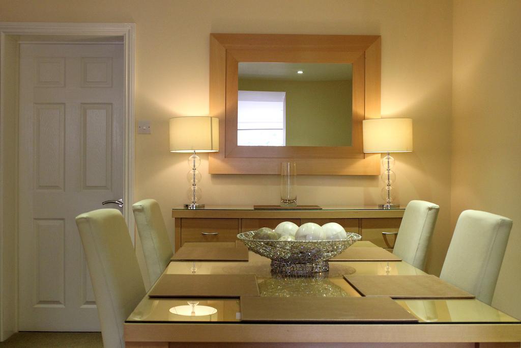 Silversprings - Centre With Parking Apartment