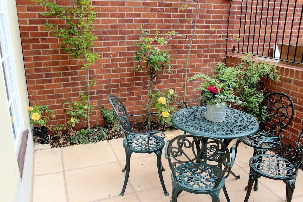 Silversprings - Centre With Parking Apartment